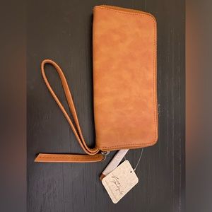 Free People wallet